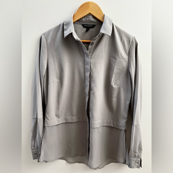 🌸2for$15 - Banana Republic button down shirt, size S - Picture 2 of 4